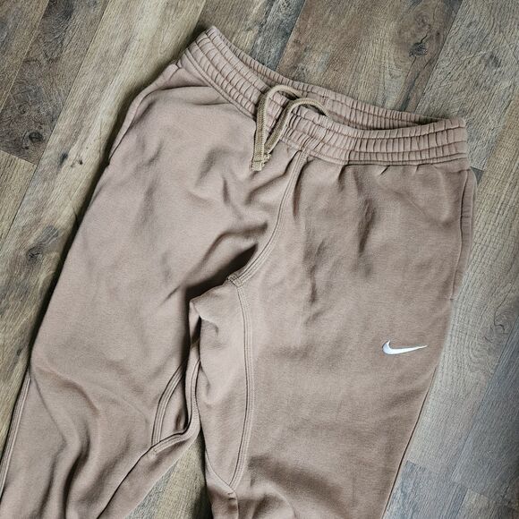Nike Men’s Joggers – Size M Brown/tan jogger pants White embroidered Nike Logo - Picture 2 of 7
